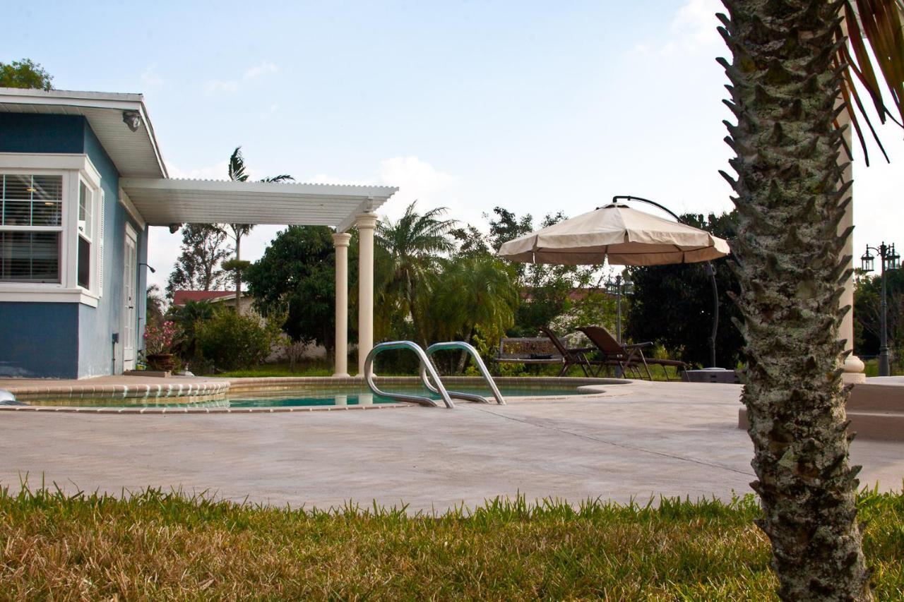 Homestay Weston Ranches Southwest Ranches Bagian luar foto