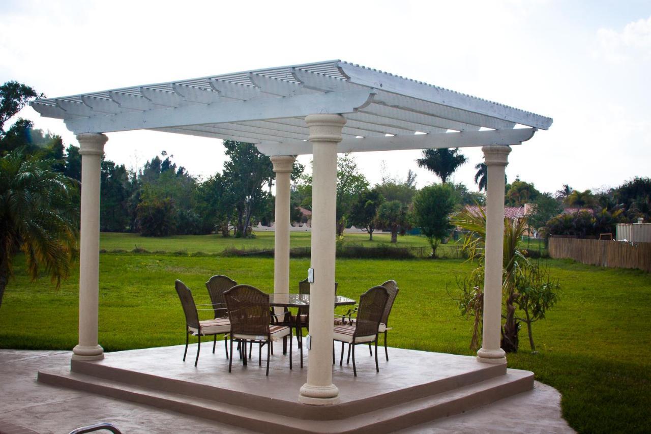 Homestay Weston Ranches Southwest Ranches Bagian luar foto